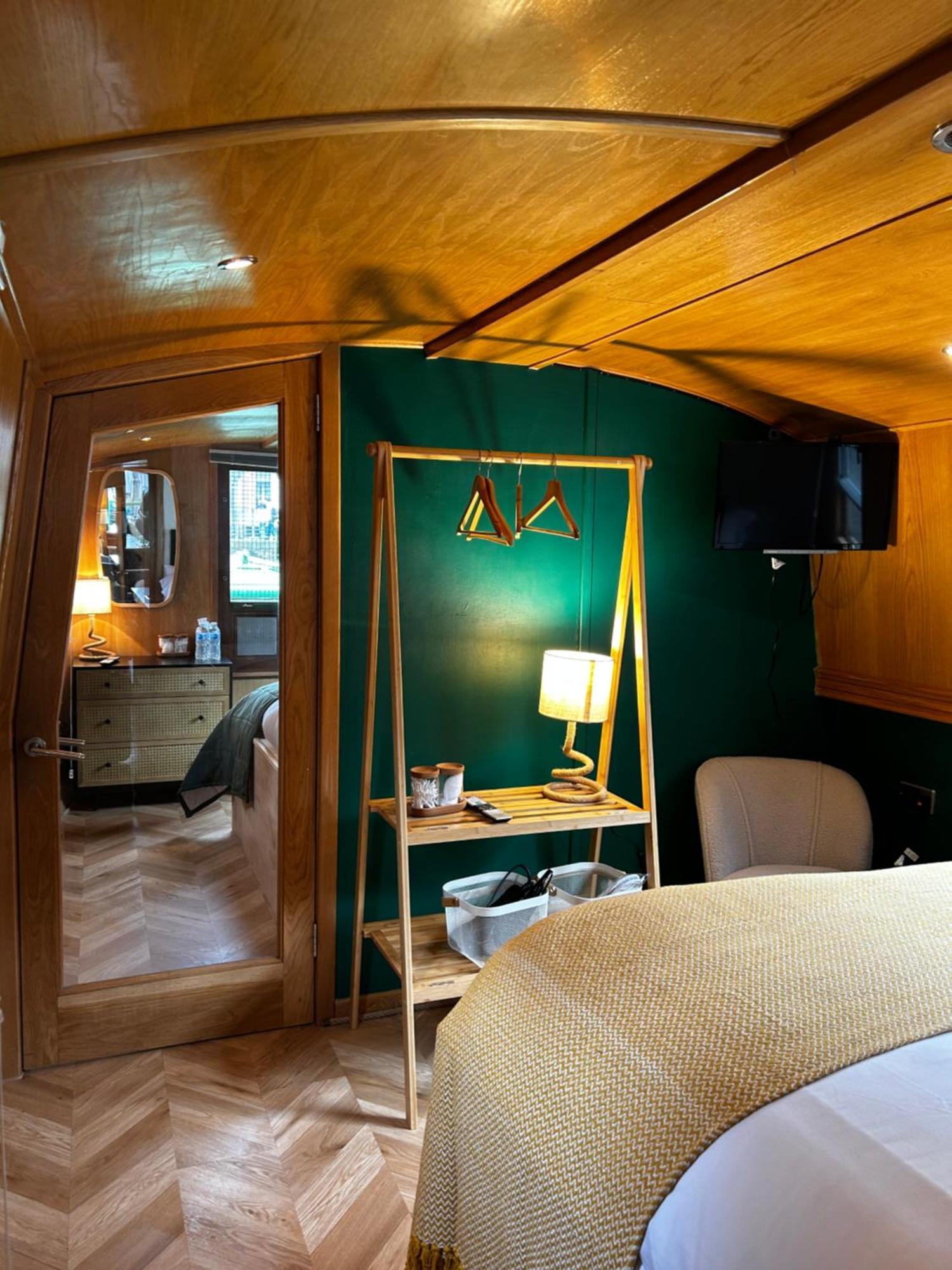- Houseboats 4* Edimburgo